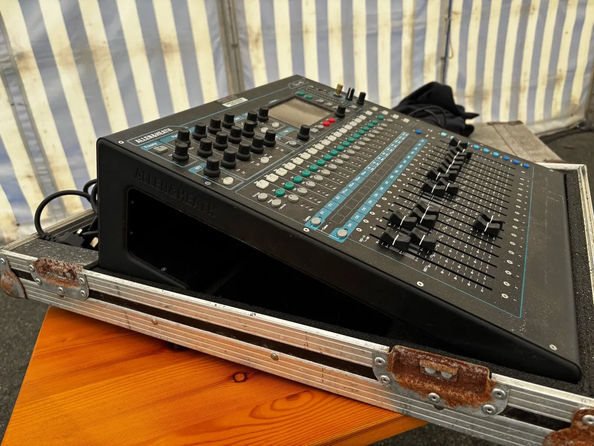Allen & Heath QU16 - Image 3