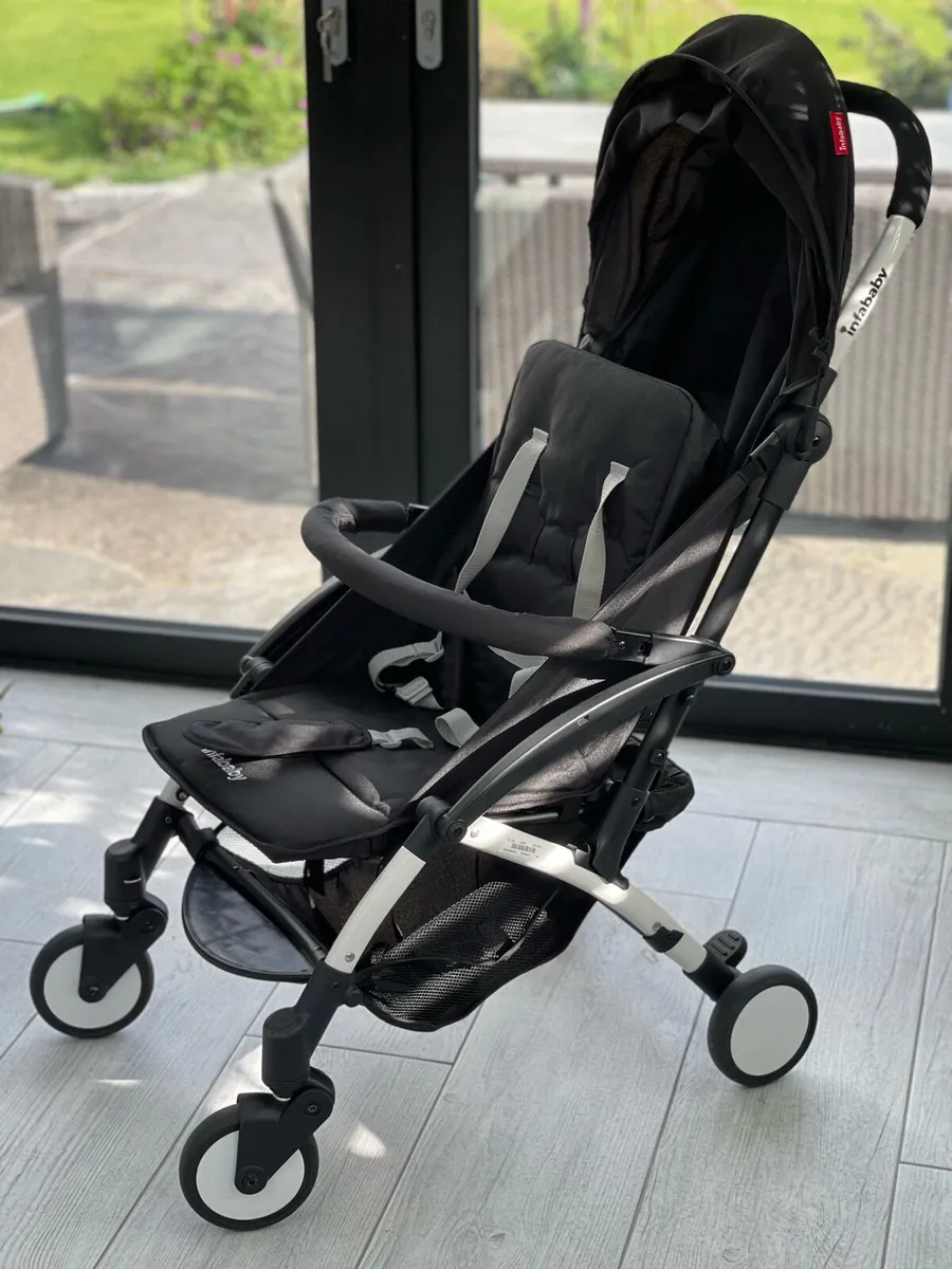 Stroller - Image 2