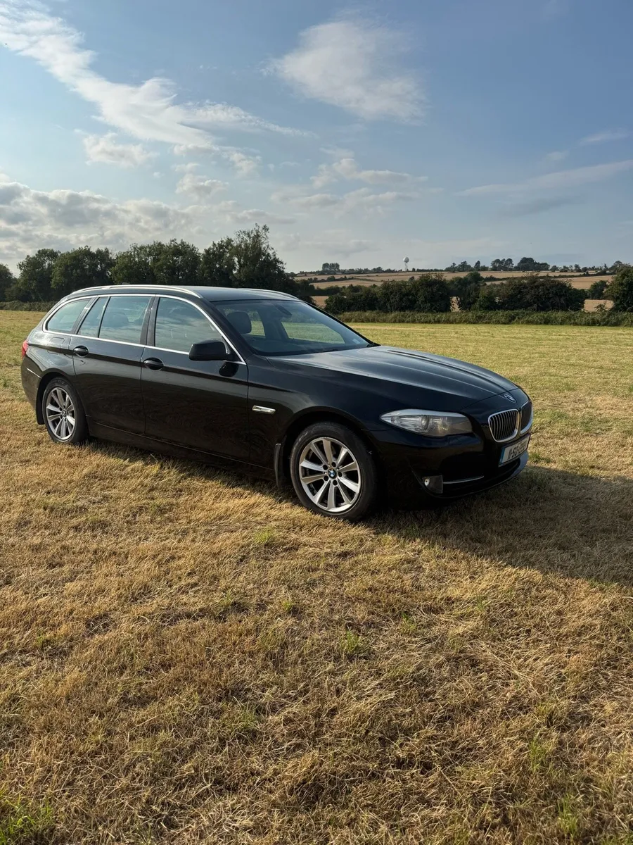 Fresh NCT(08/2026)BMW 520d F11 SE Touring 5DR AUTO - Image 3