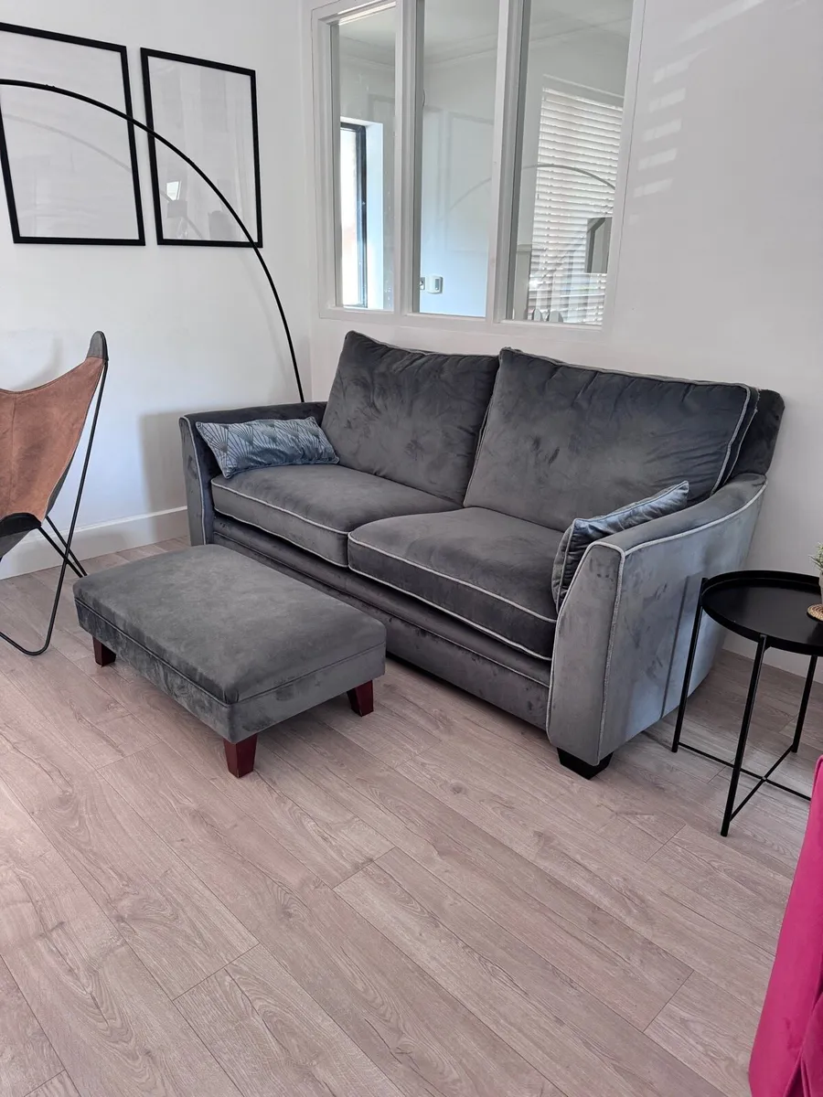 3 Seater Couch / Sofa - Image 1