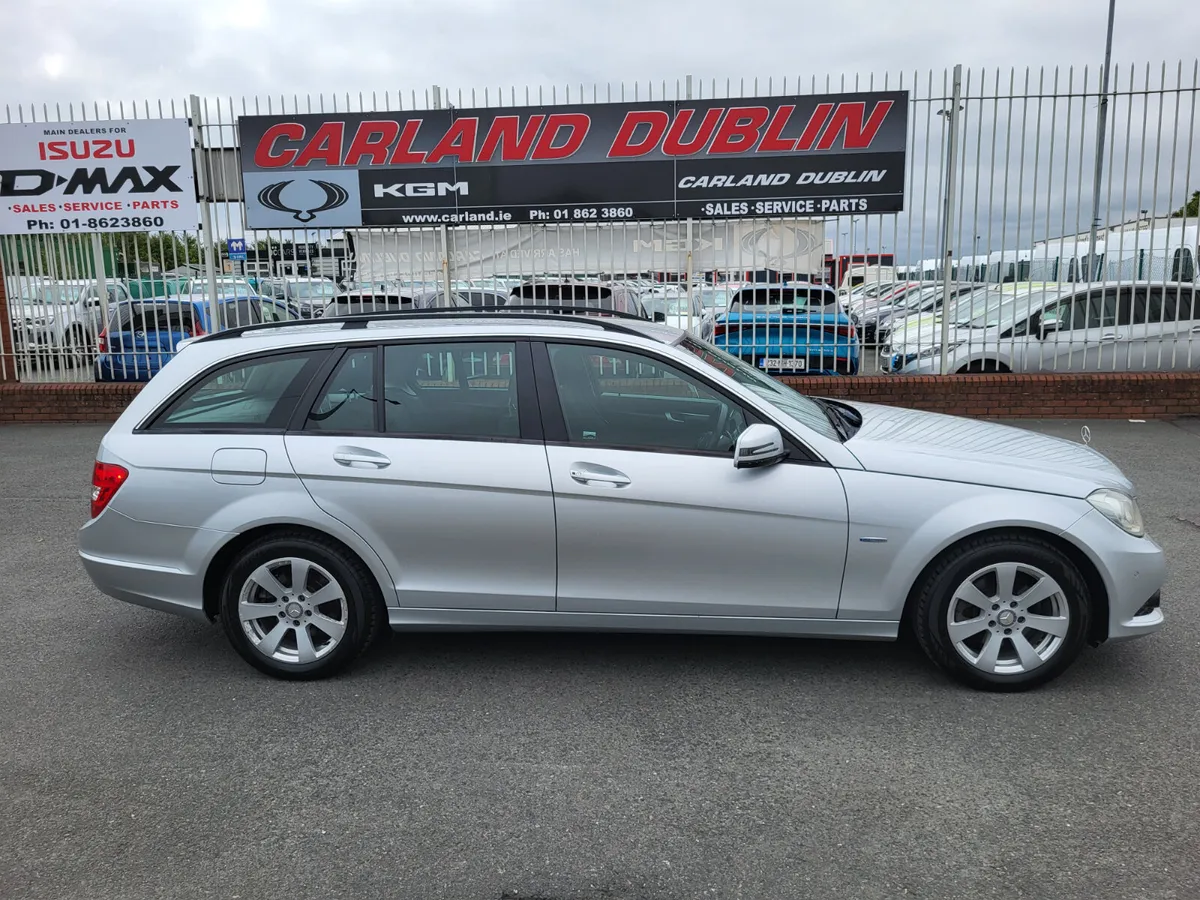 Mercedes-Benz C-Class 2012 - Image 3