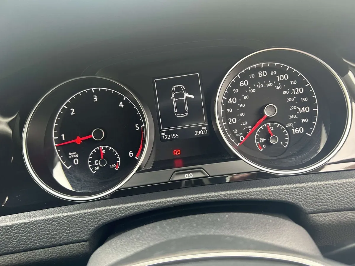 Volkswagen Golf 2014 - Image 2