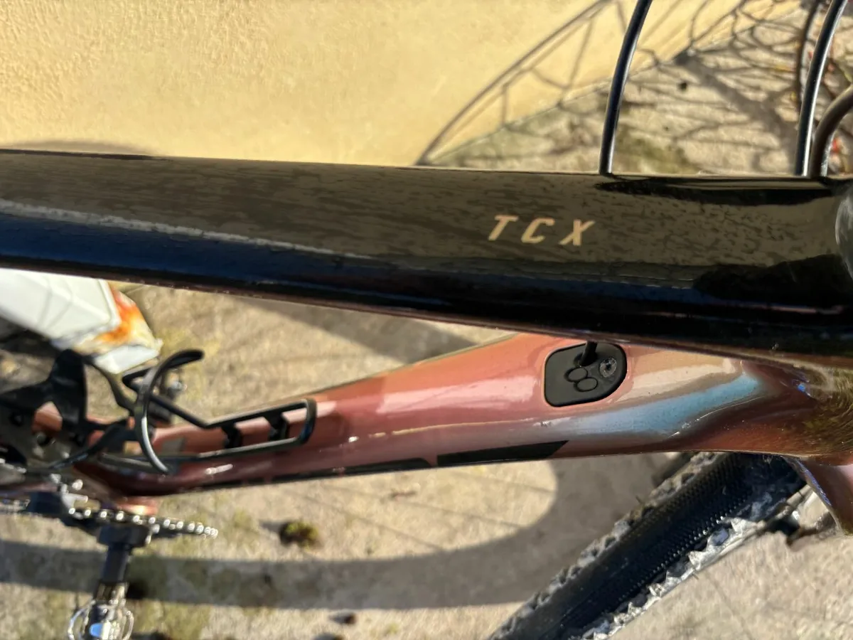 Giant TCX - Image 2