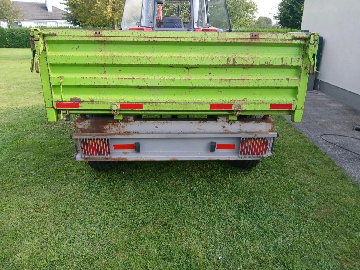 Tipping trailer - Image 2