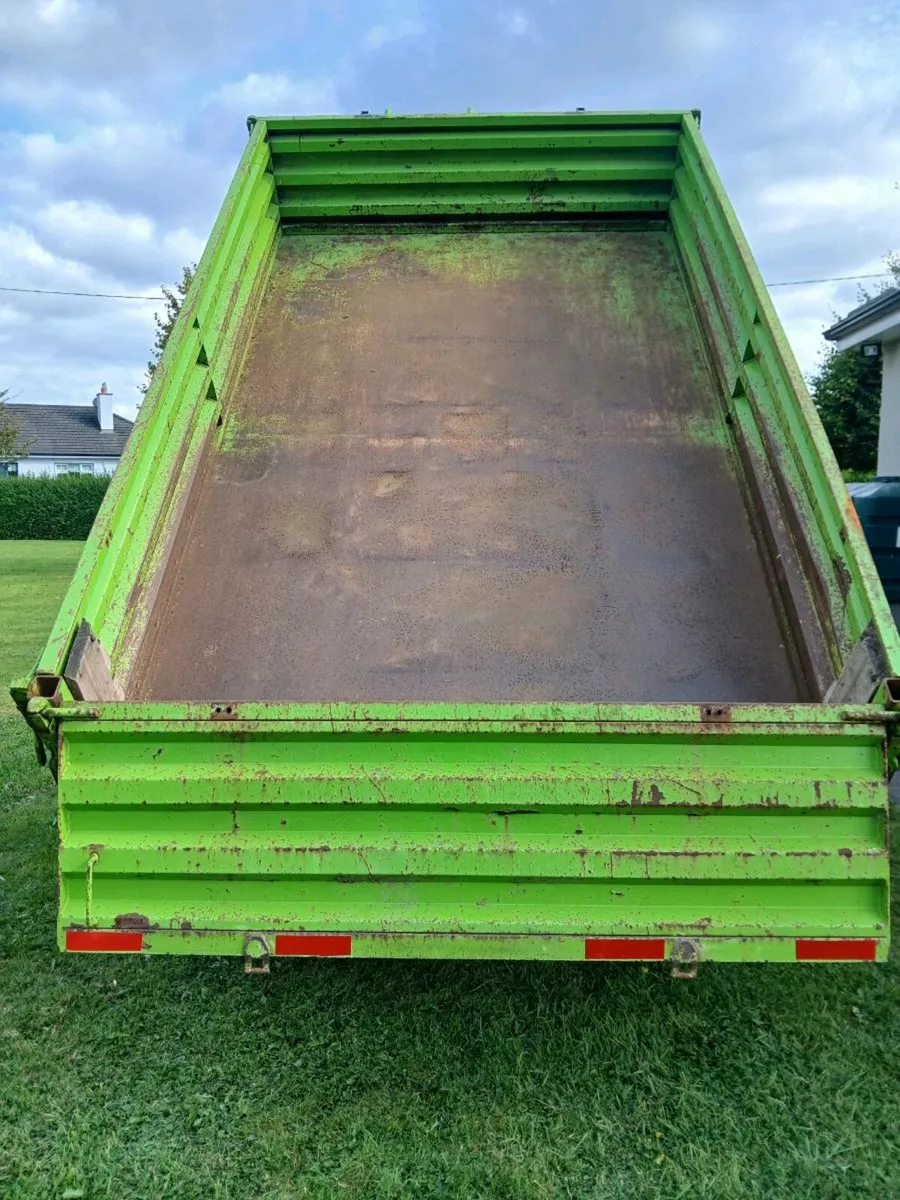 Tipping trailer - Image 4