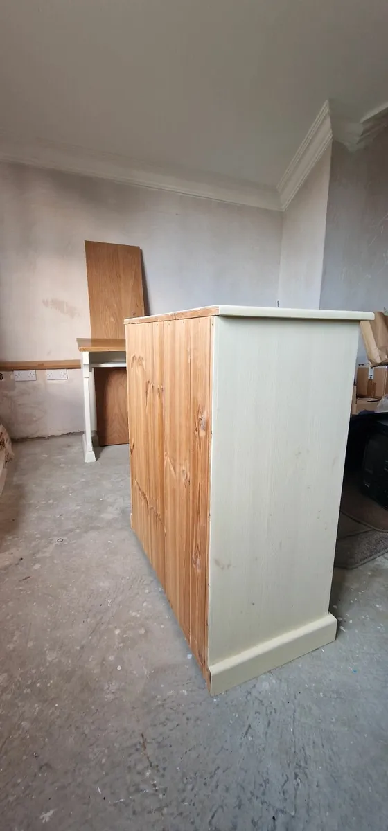 Chest of drawers - Image 3