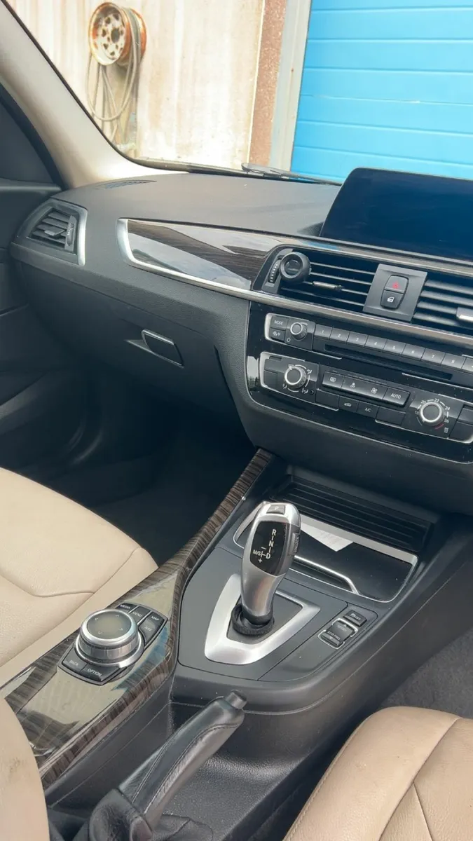 BMW 1-Series 2018 - Image 4