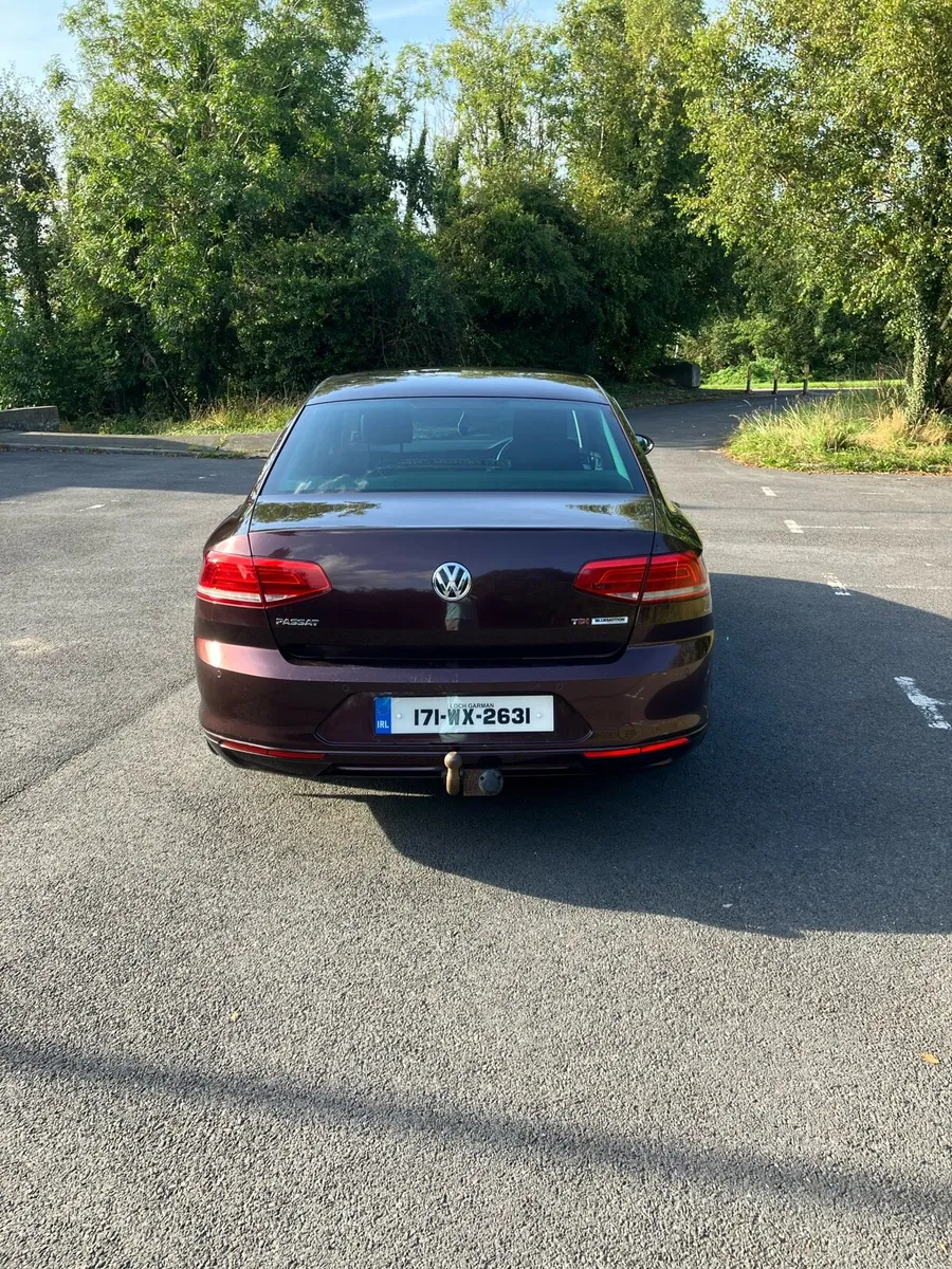 Volkswagen Passat - Image 4