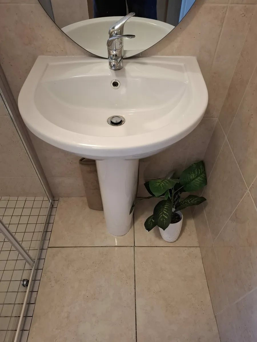 Wash hand basin and pedestal