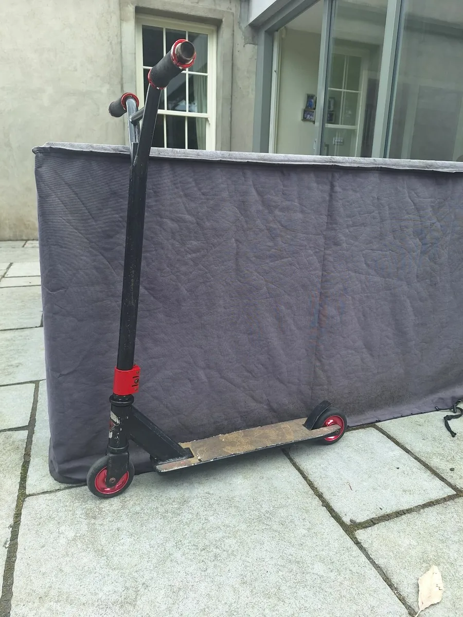 Kids scooter - Image 1