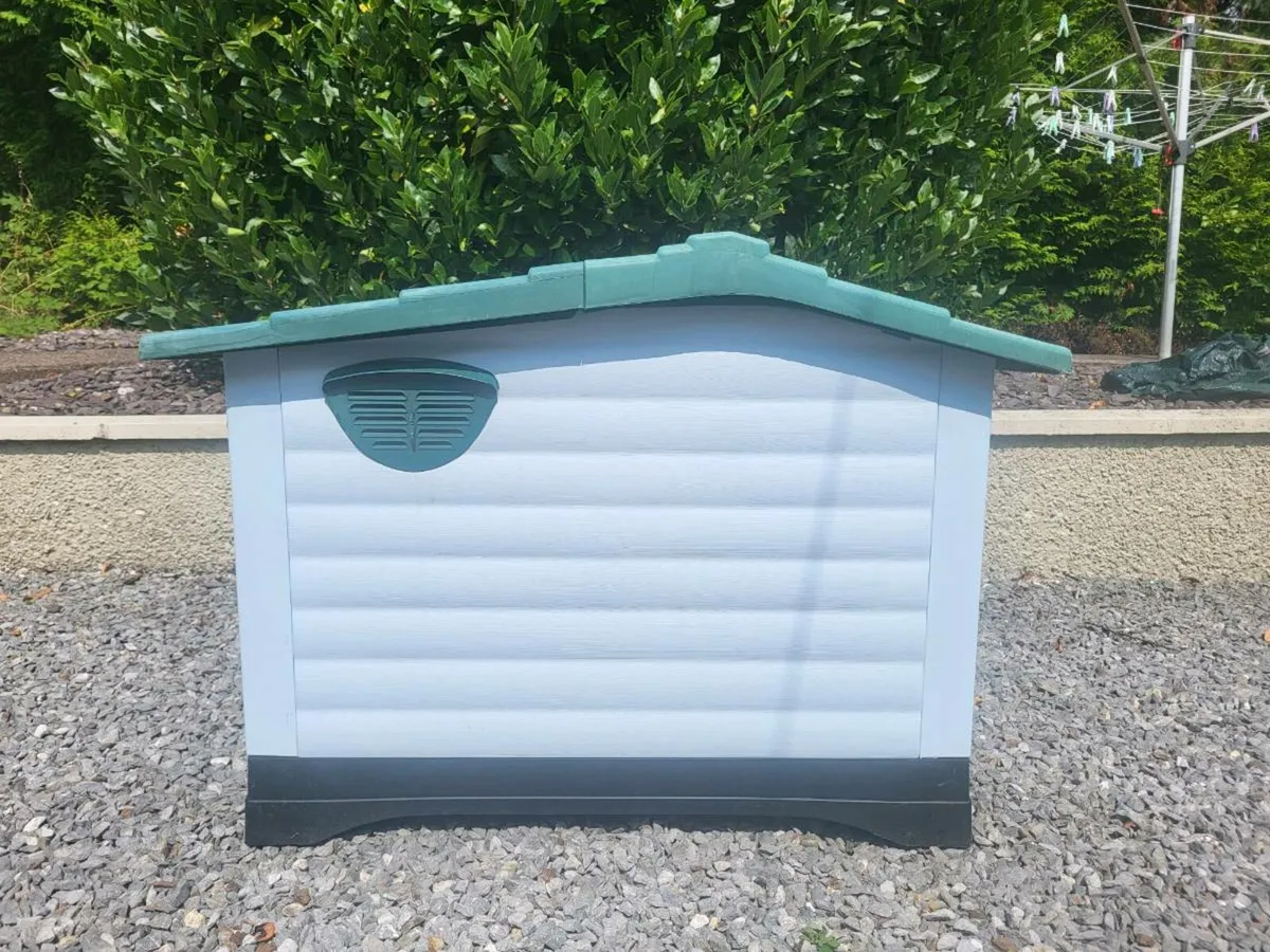 Pet Kennel - Image 3