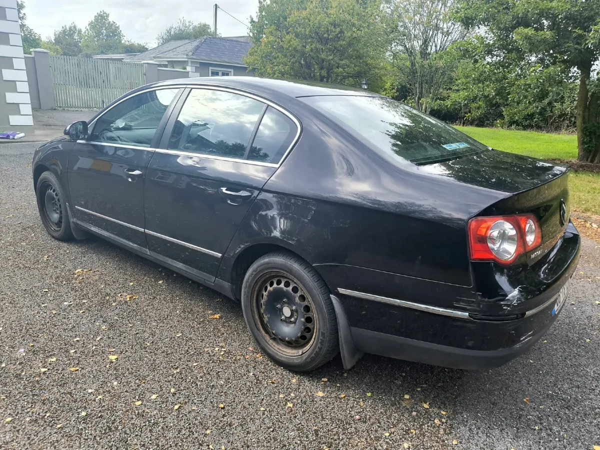 Volkswagen Passat 2006 - Image 3