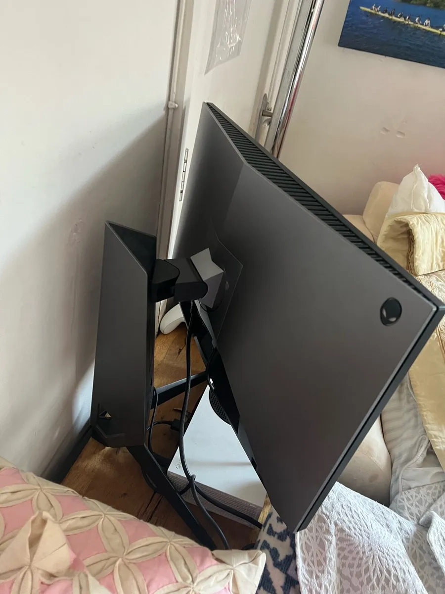 Alienware monitor - Image 2