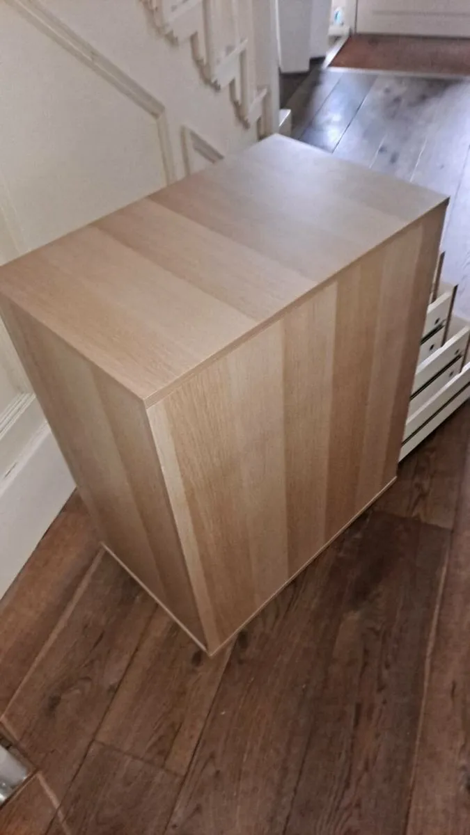 Chests of drawers - Image 2
