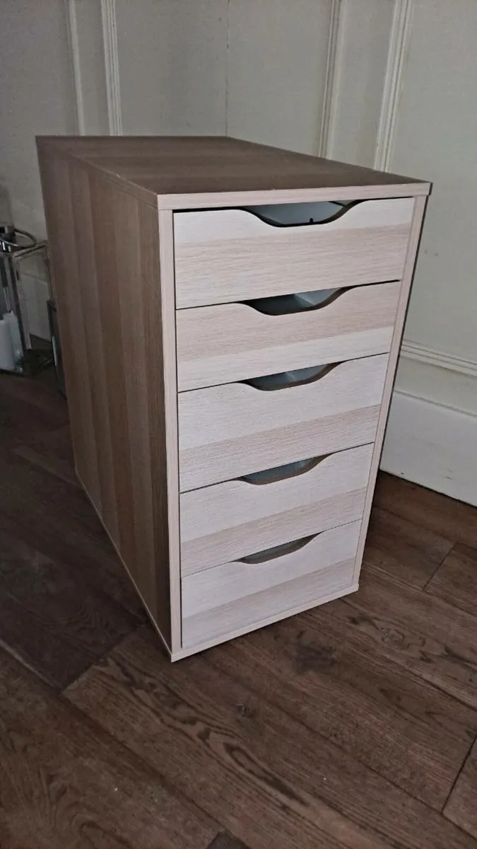 Chests of drawers - Image 3