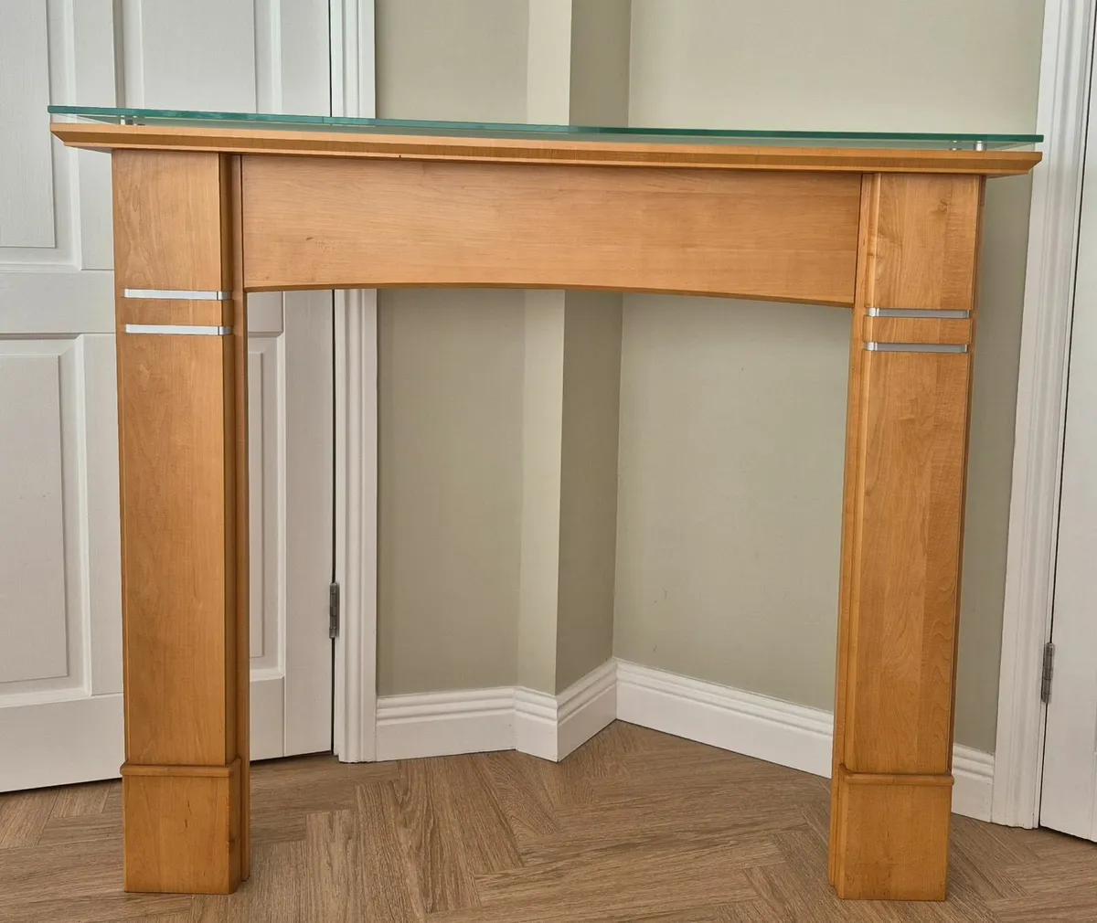 Fireplace surround - Image 1