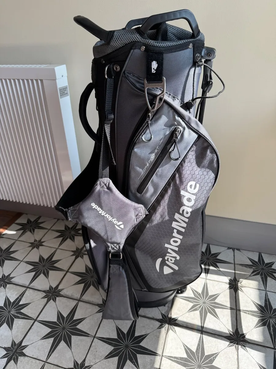 Taylormade golf bag - Image 2
