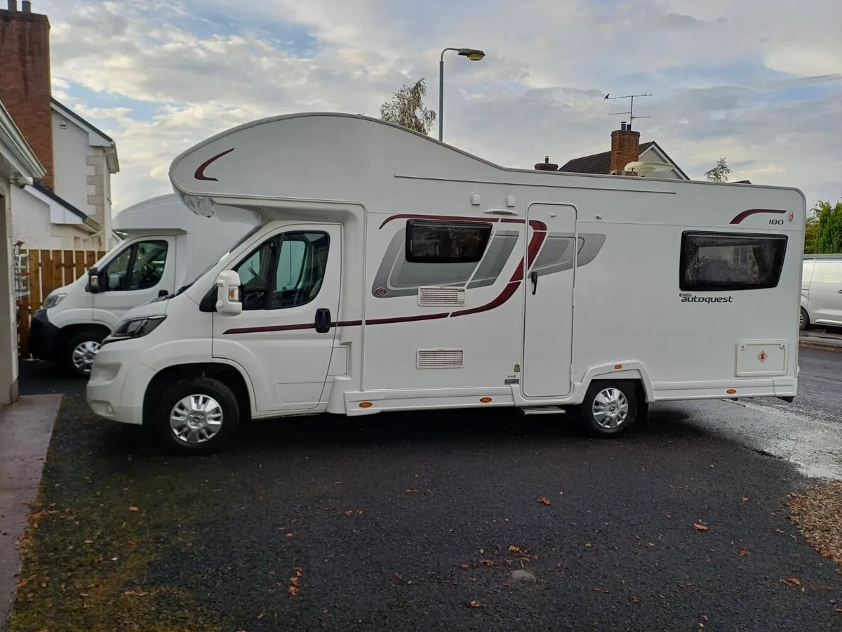 Motorhome - Image 4
