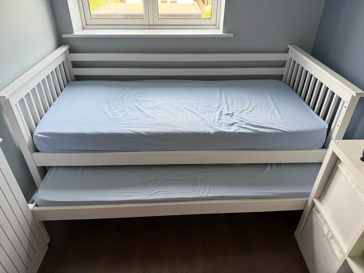 Single bed with Trundle single and storage - Image 1