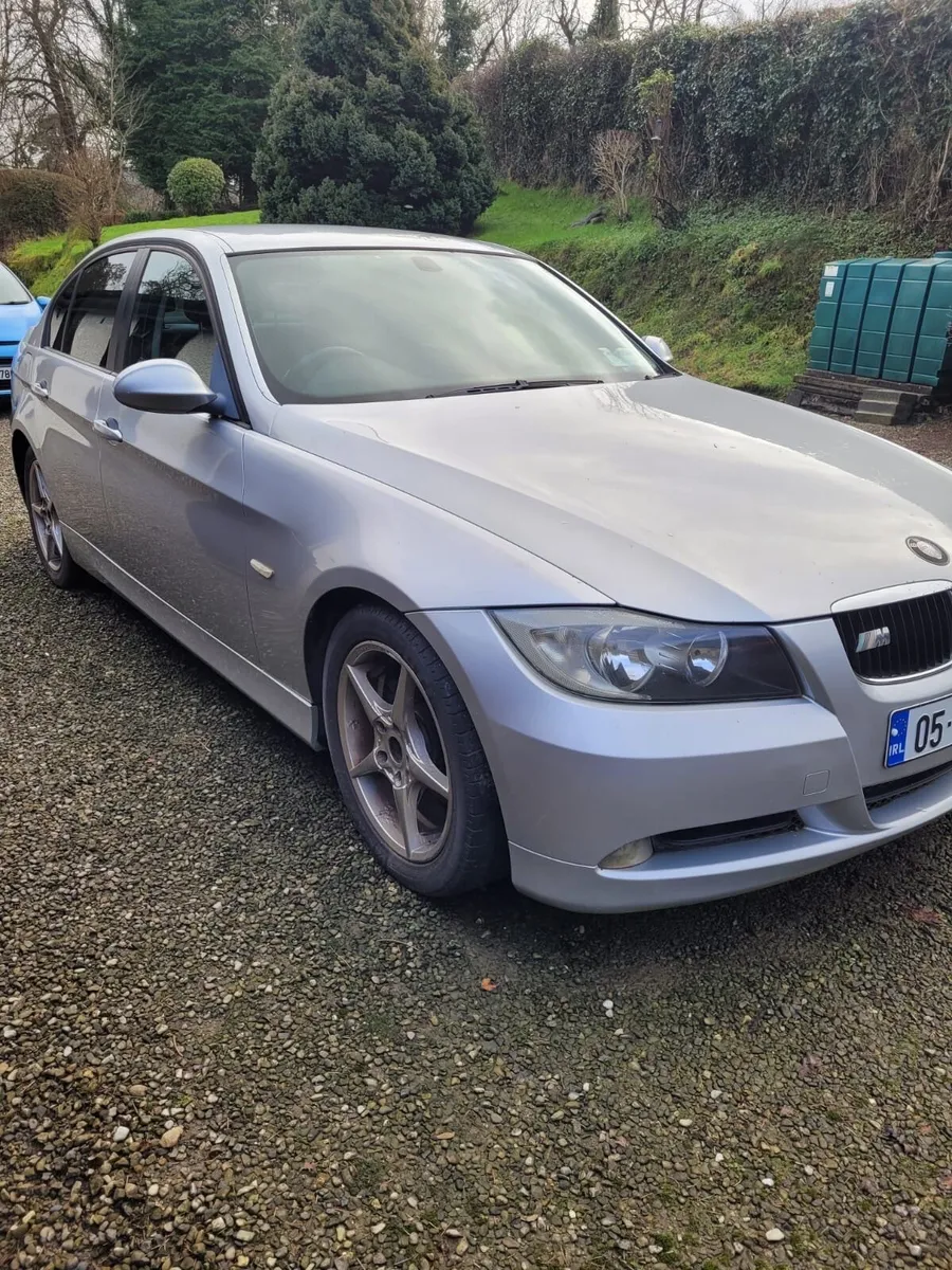 BMW 3-Series 2005