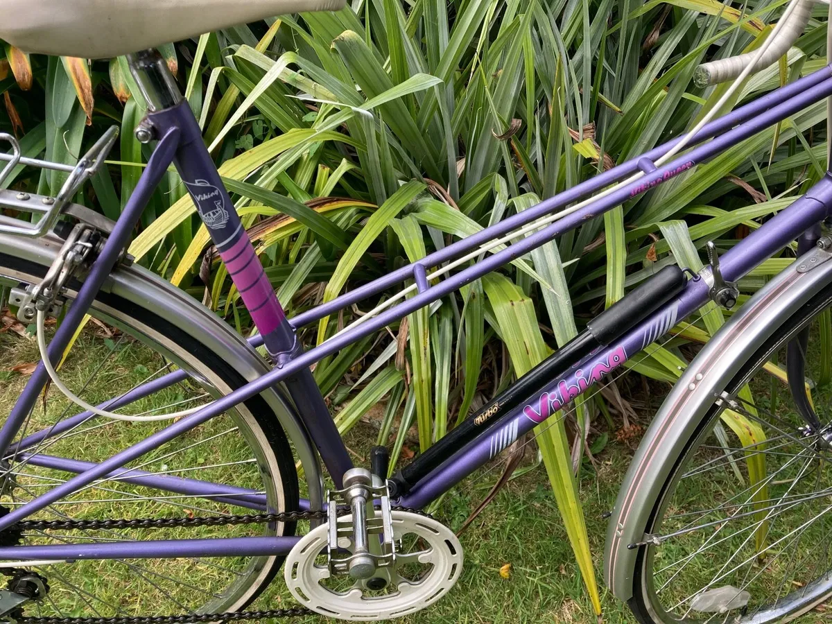 Vintage Ladies Racing Bike - Image 2