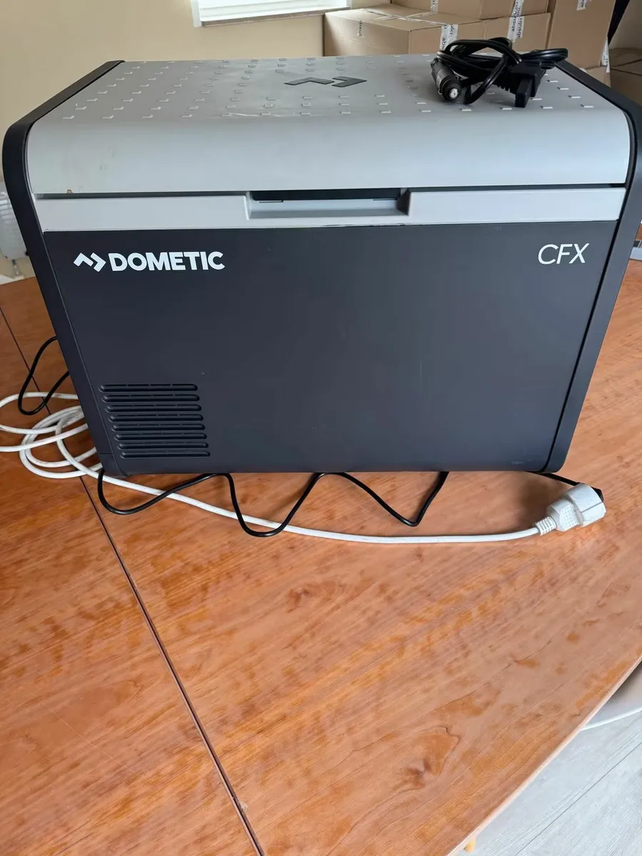 Dometic CFX3 55 compressor cooler camping caravan - Image 2