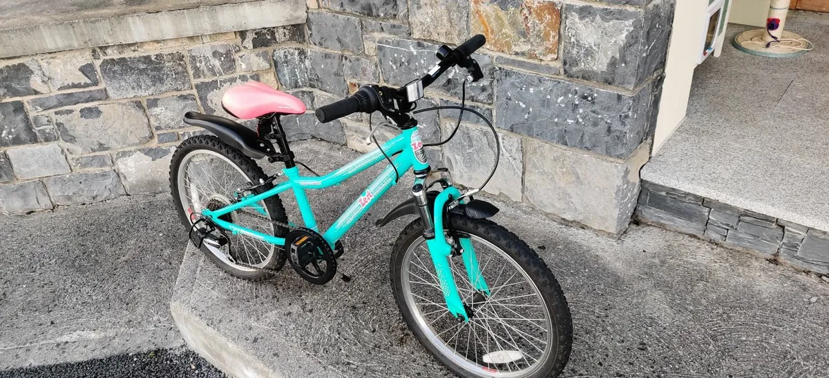 Girls bike - Image 3