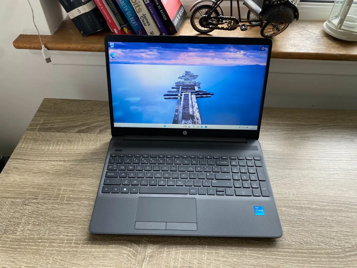 HP 250 G9 15.6" FHD Laptop i5-1235u | 512GB | 8GB - Image 1