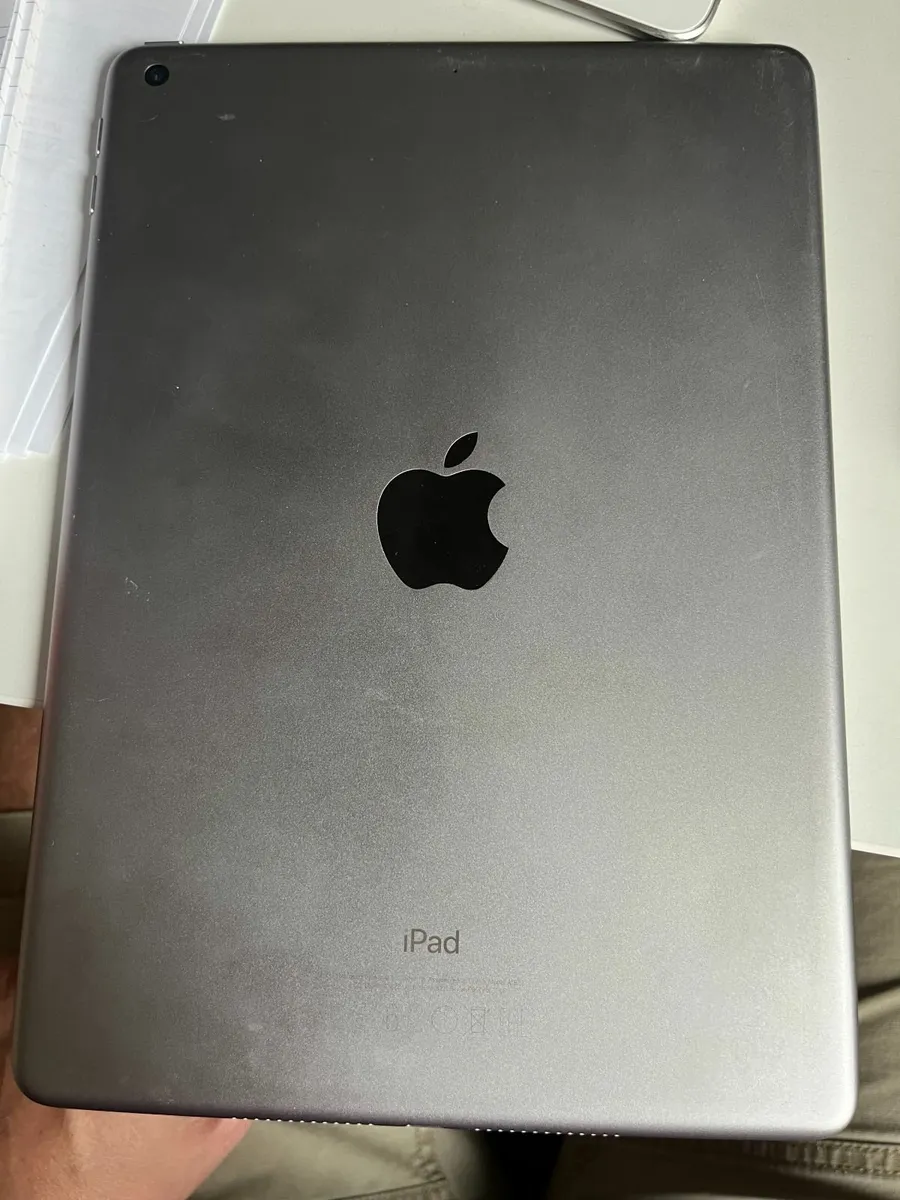 Black iPad - 5th Generation - Image 2