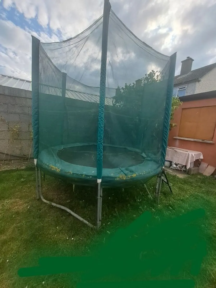 Trampoline 7ft takeaway - Image 1