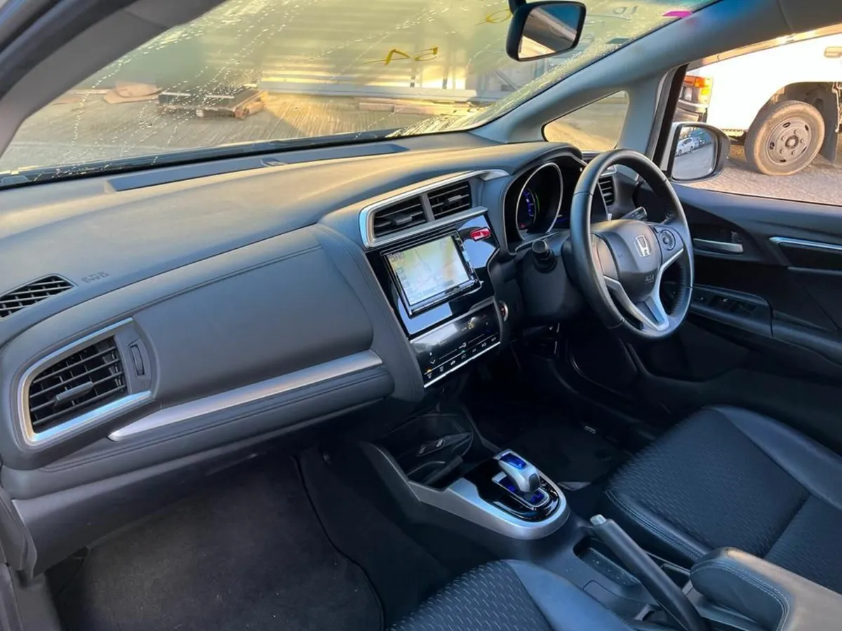 Honda Fit 2014 - Perfect Driving & New Battery - Image 4