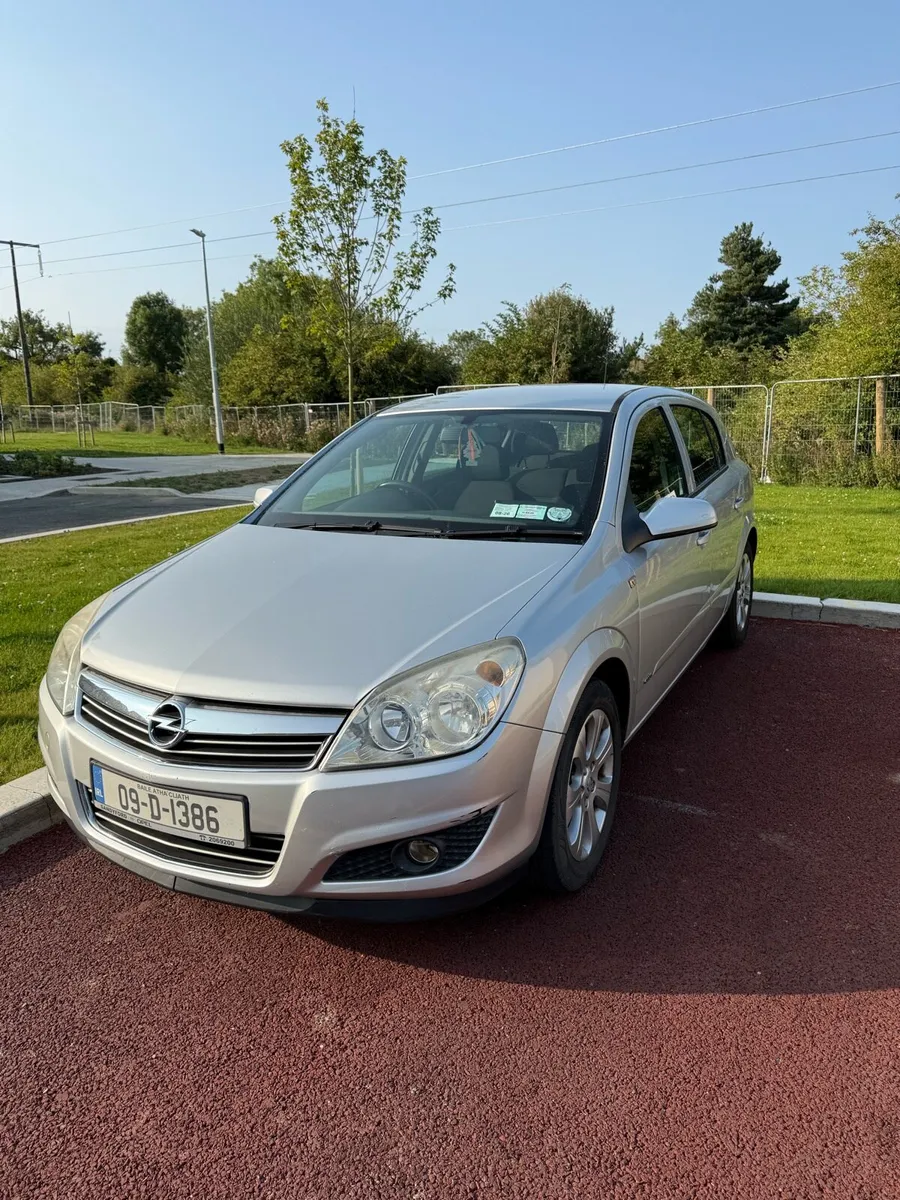 Opel Astra, 2009, 1.4 petrol, Just passed NCT, - Image 1