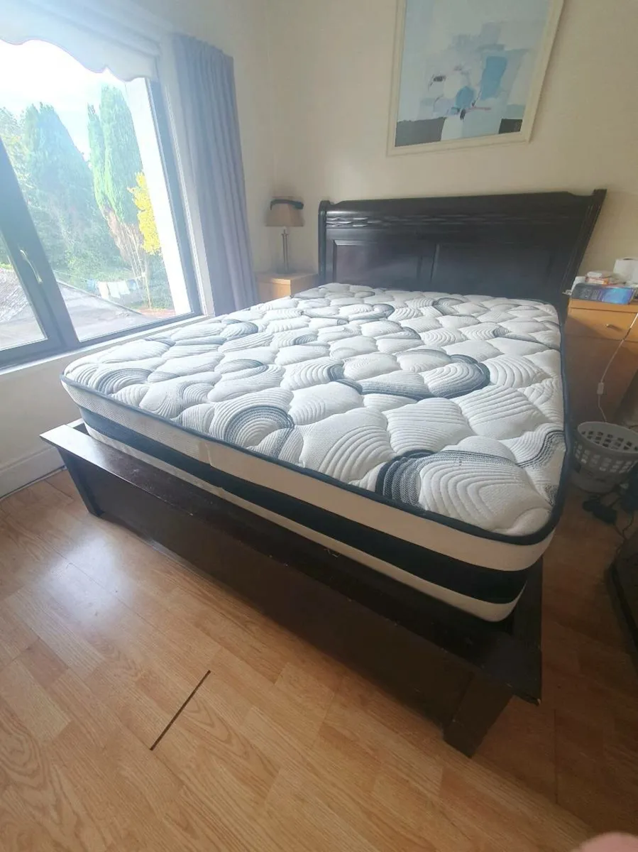 King Size Bed. - Image 1
