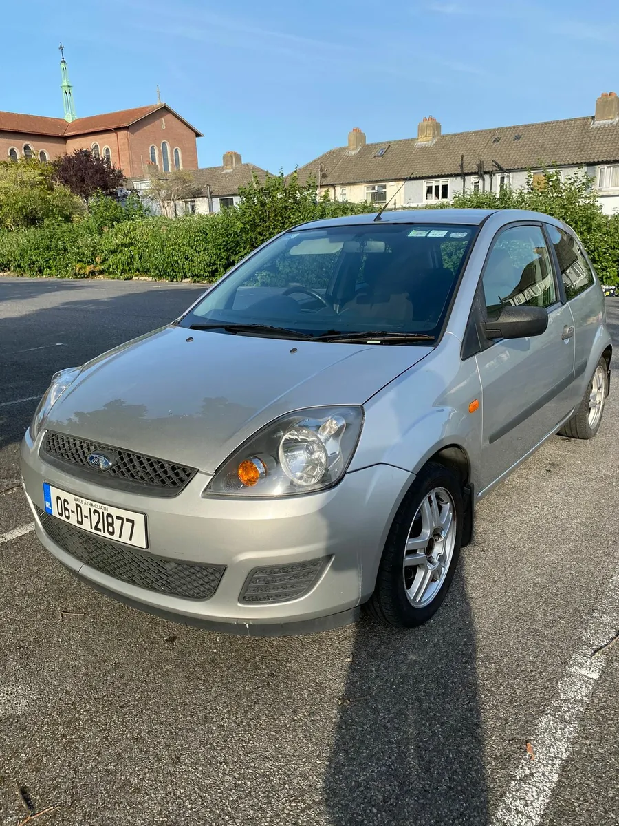 Ford fiesta - Image 4