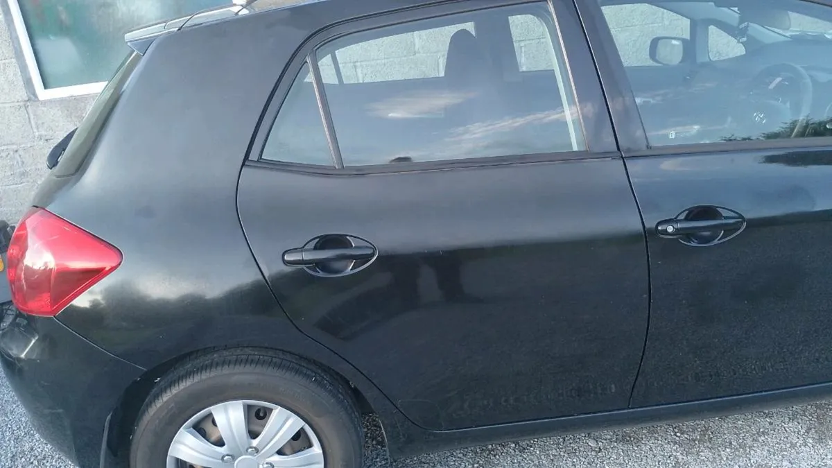 Toyota auris - Image 3