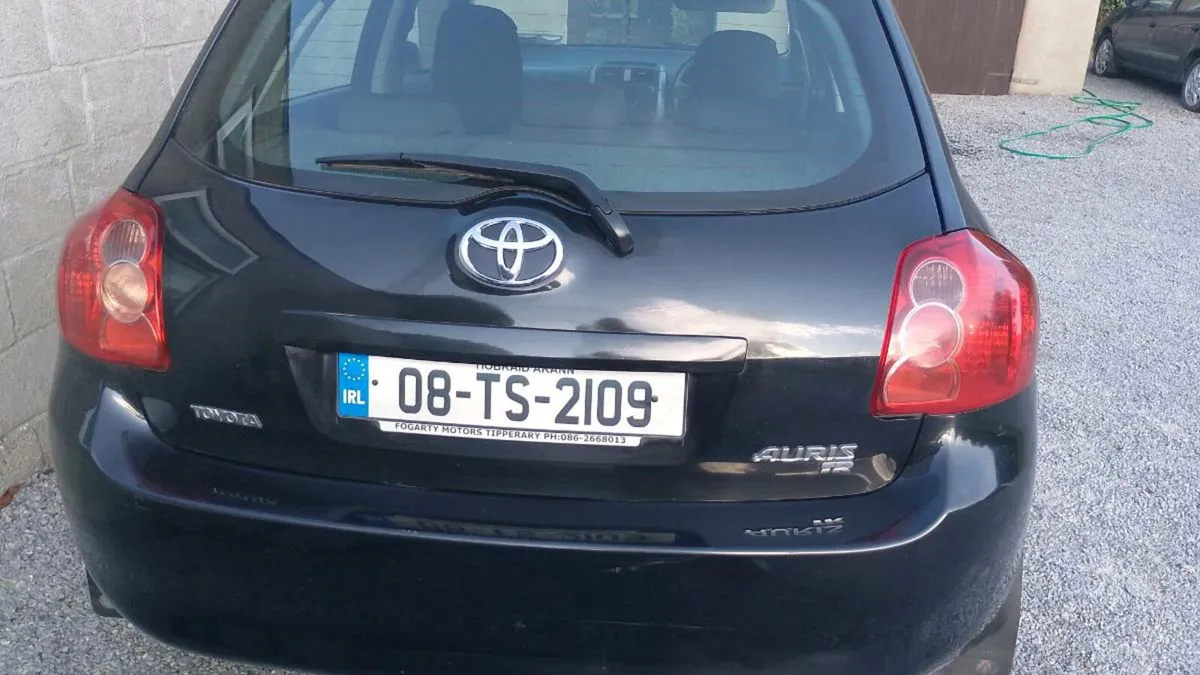 Toyota auris - Image 4