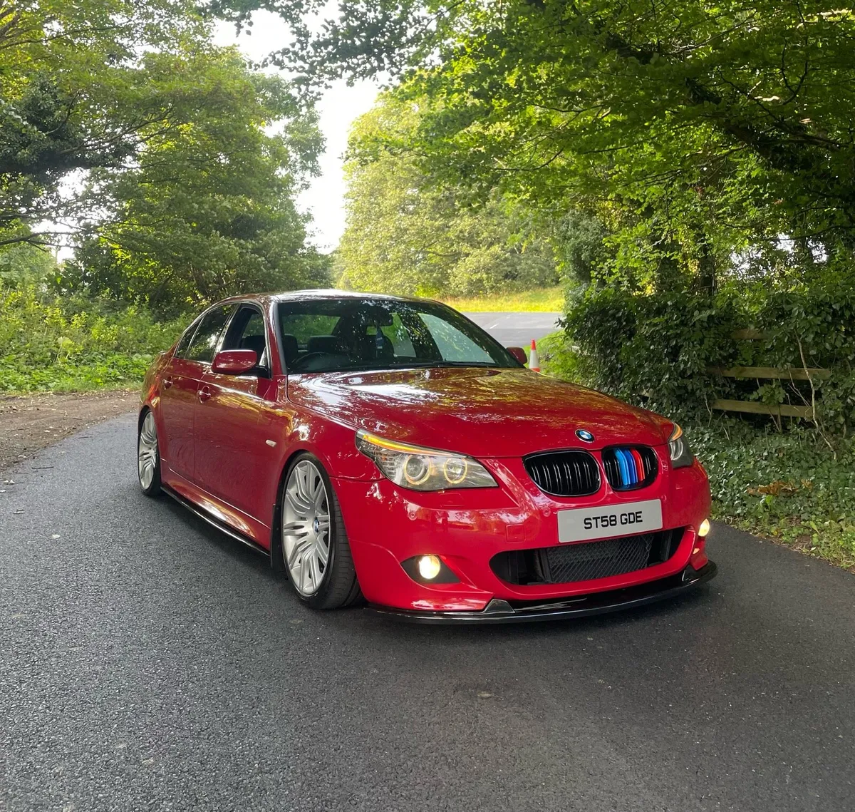 BMW 520d - Image 1