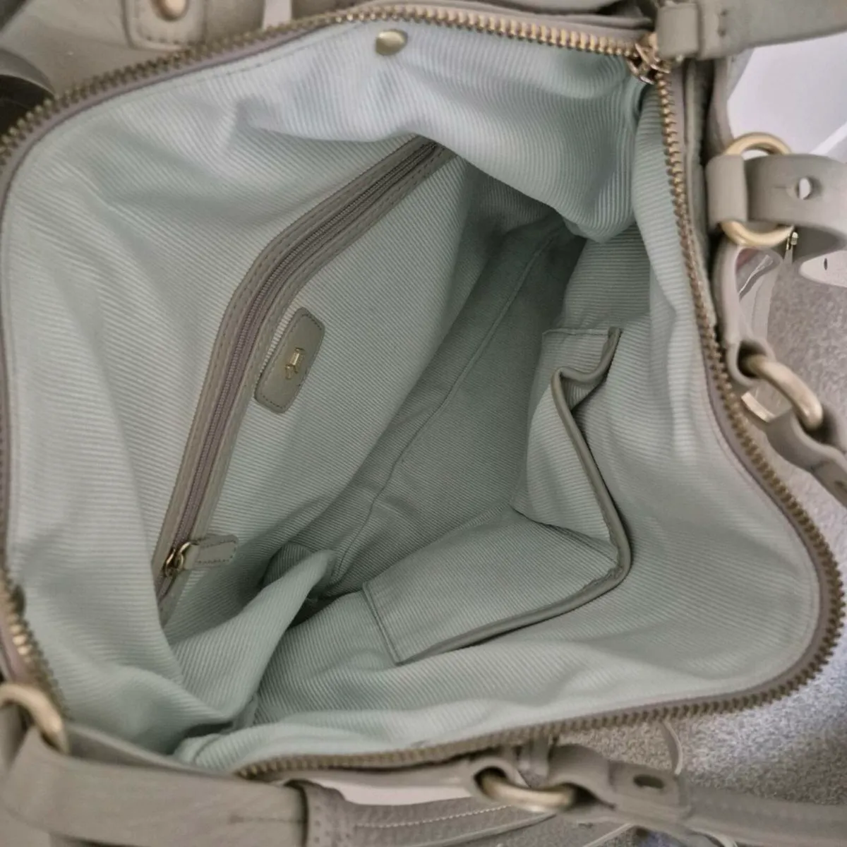 Radley crossbody bag perfect condition - Image 4