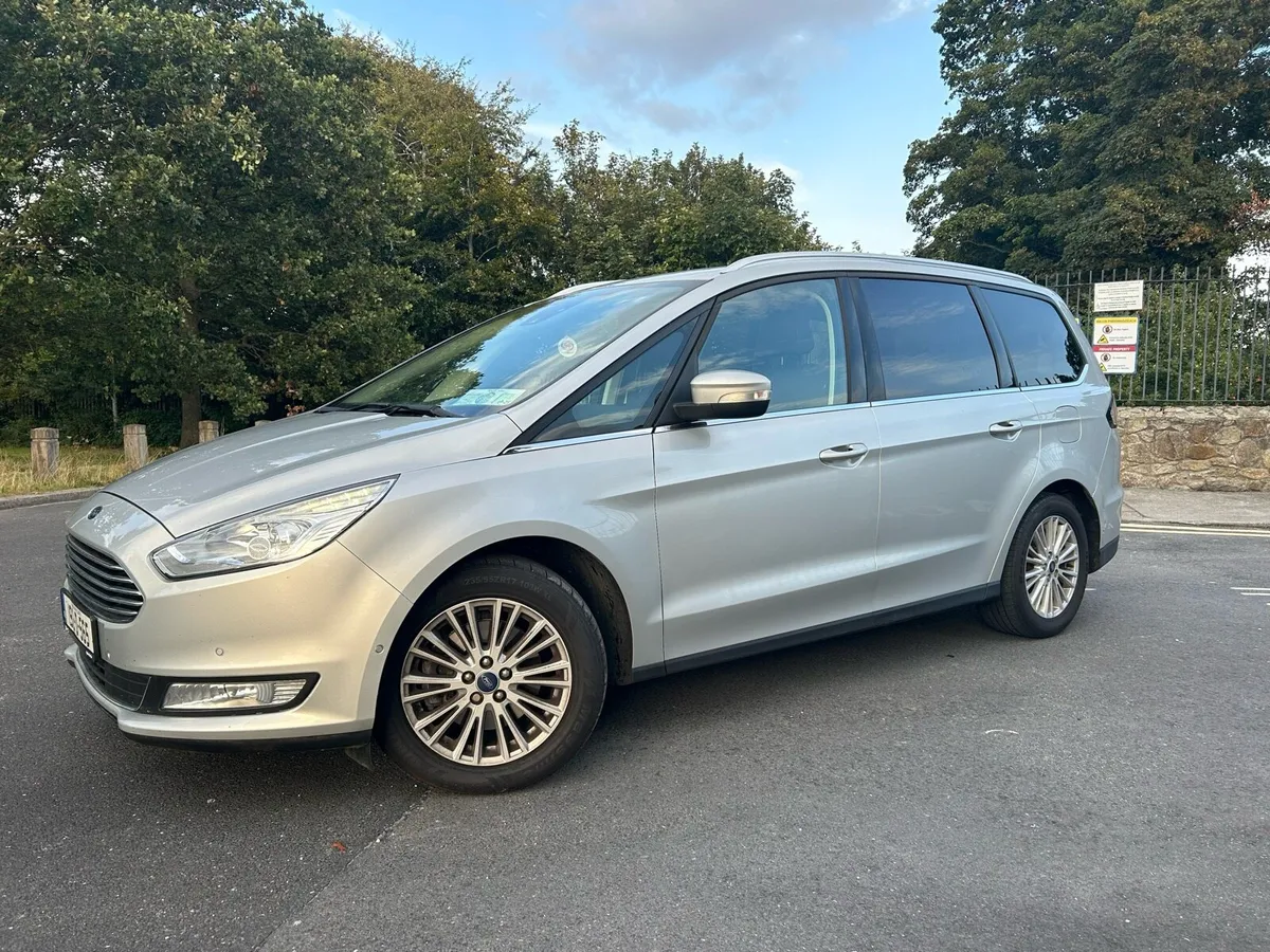 TITANIUM 2.0 Diesel Automatic *** - Image 2