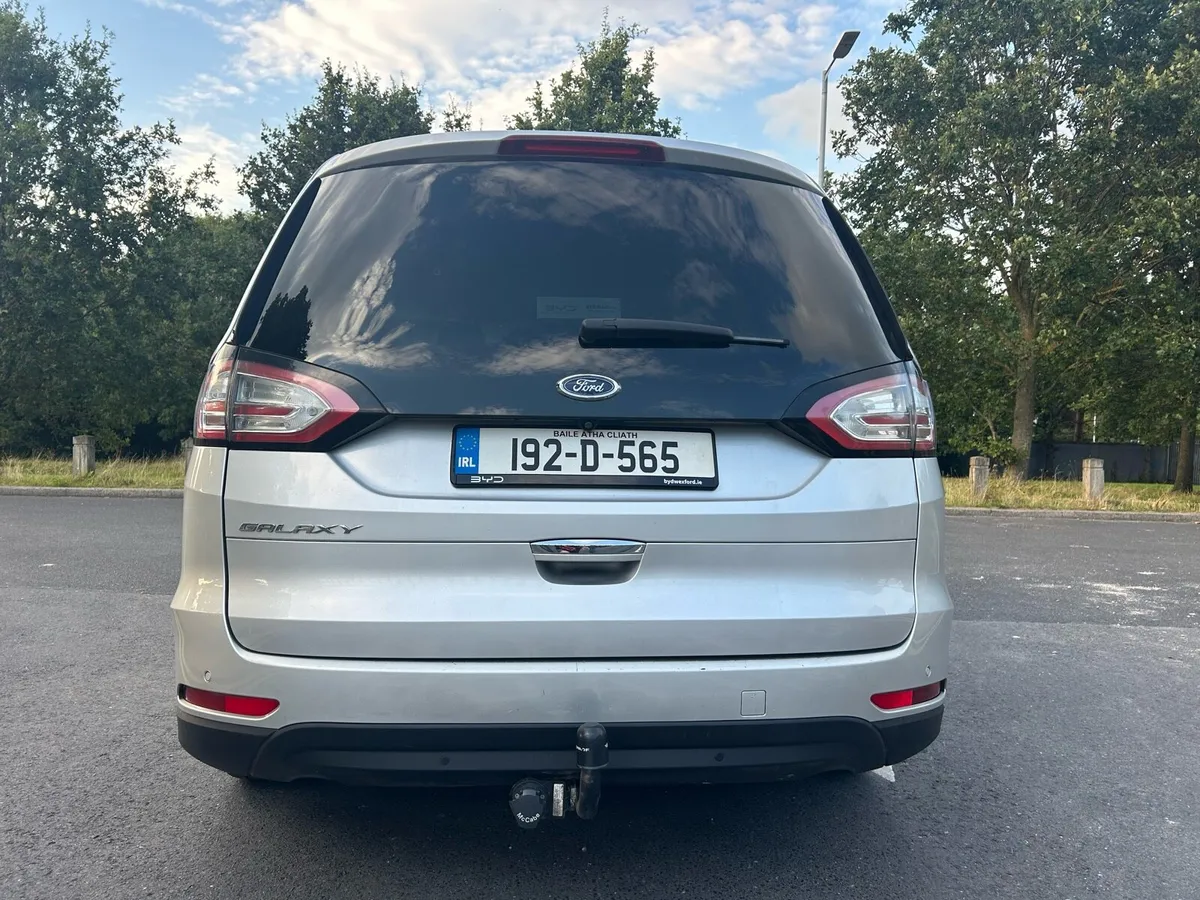 TITANIUM 2.0 Diesel Automatic *** - Image 4
