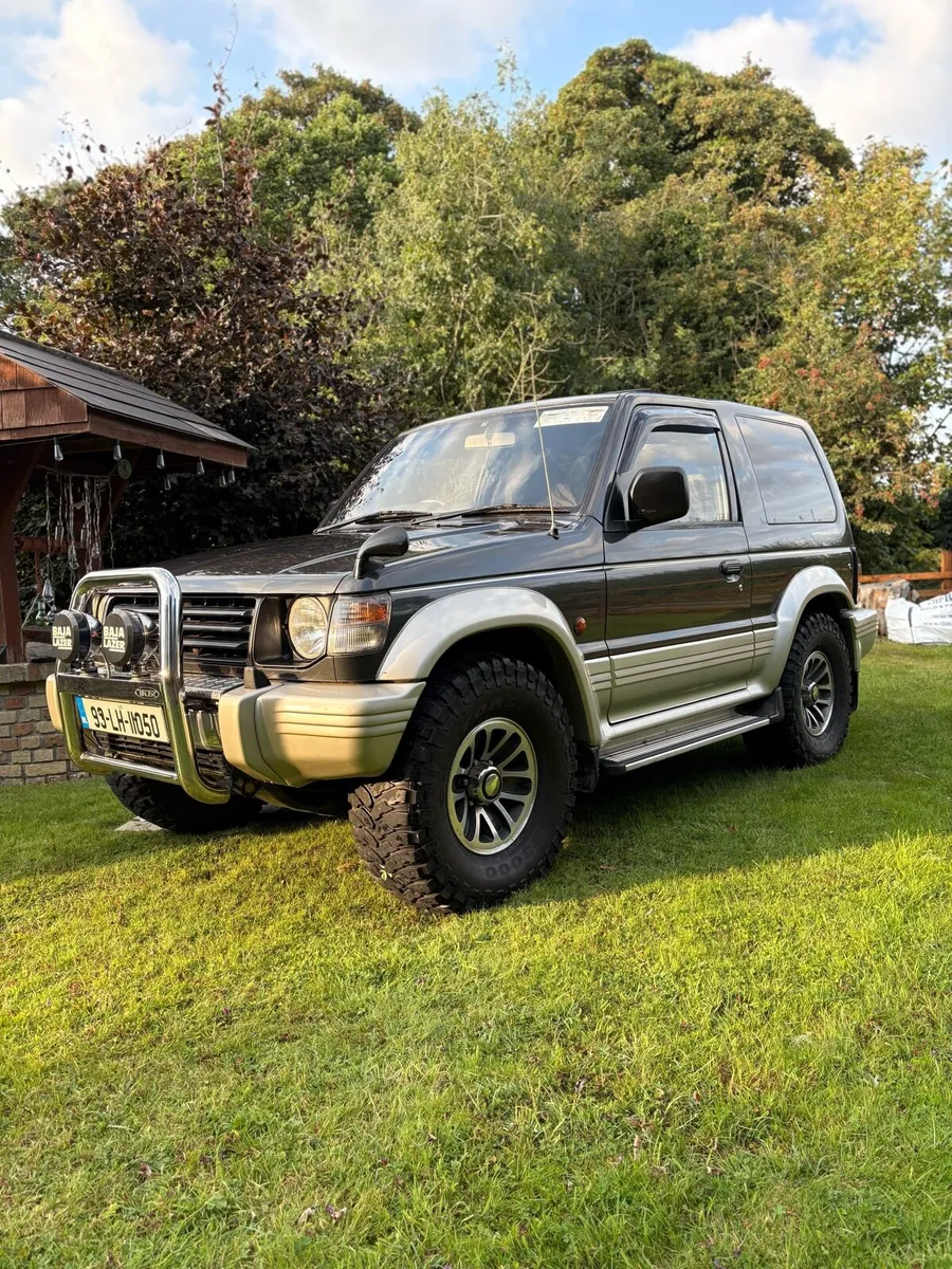 Mitsubishi pajero - Image 1