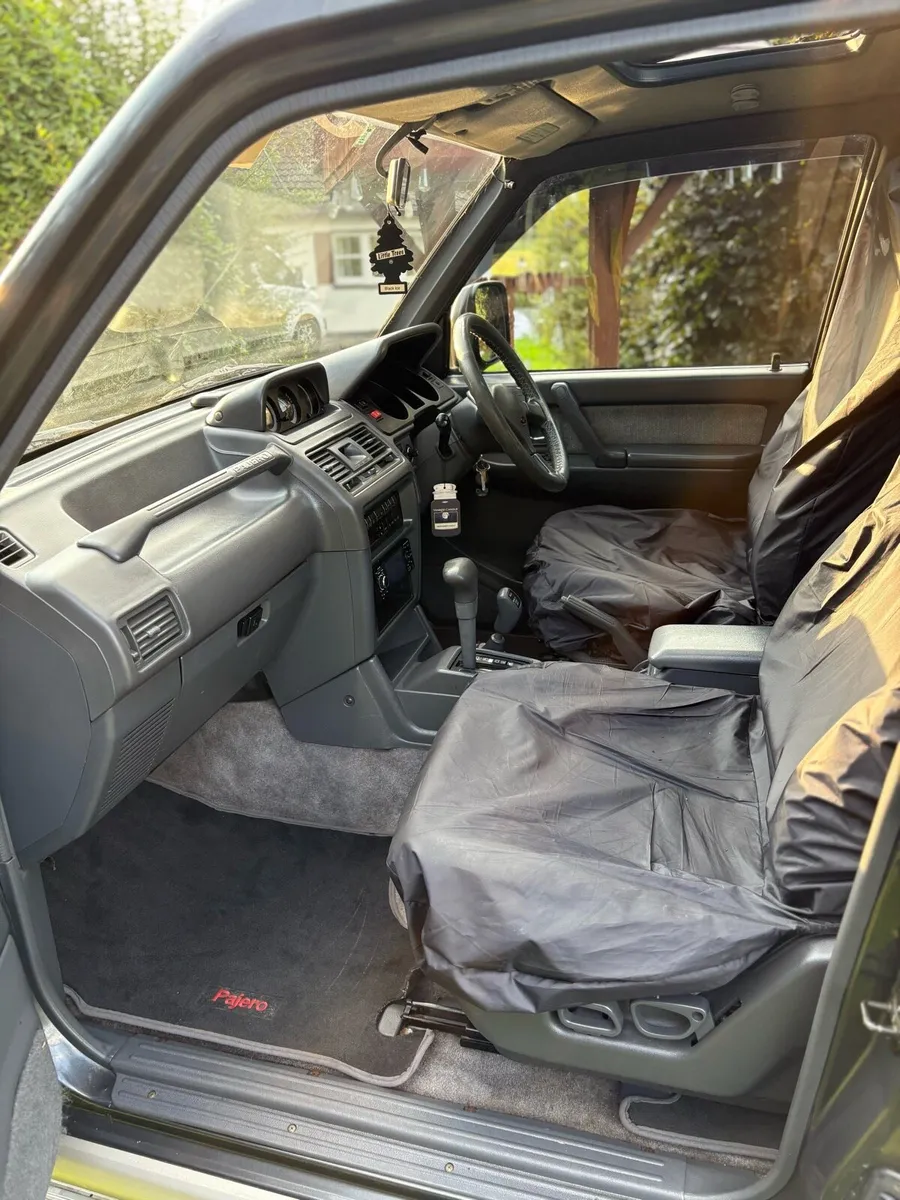 Mitsubishi pajero - Image 4