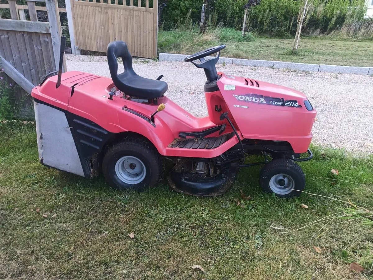 Honda Ride On Mower  - Transmission Issue - Image 2