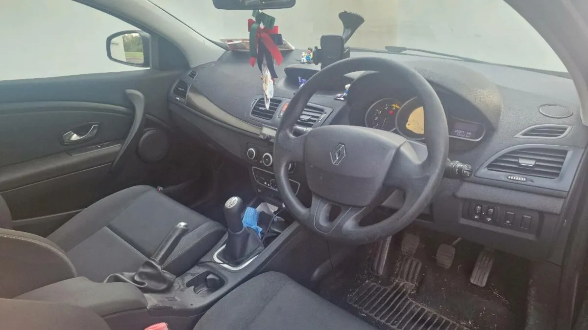 Renault Megane 2010 - Image 4
