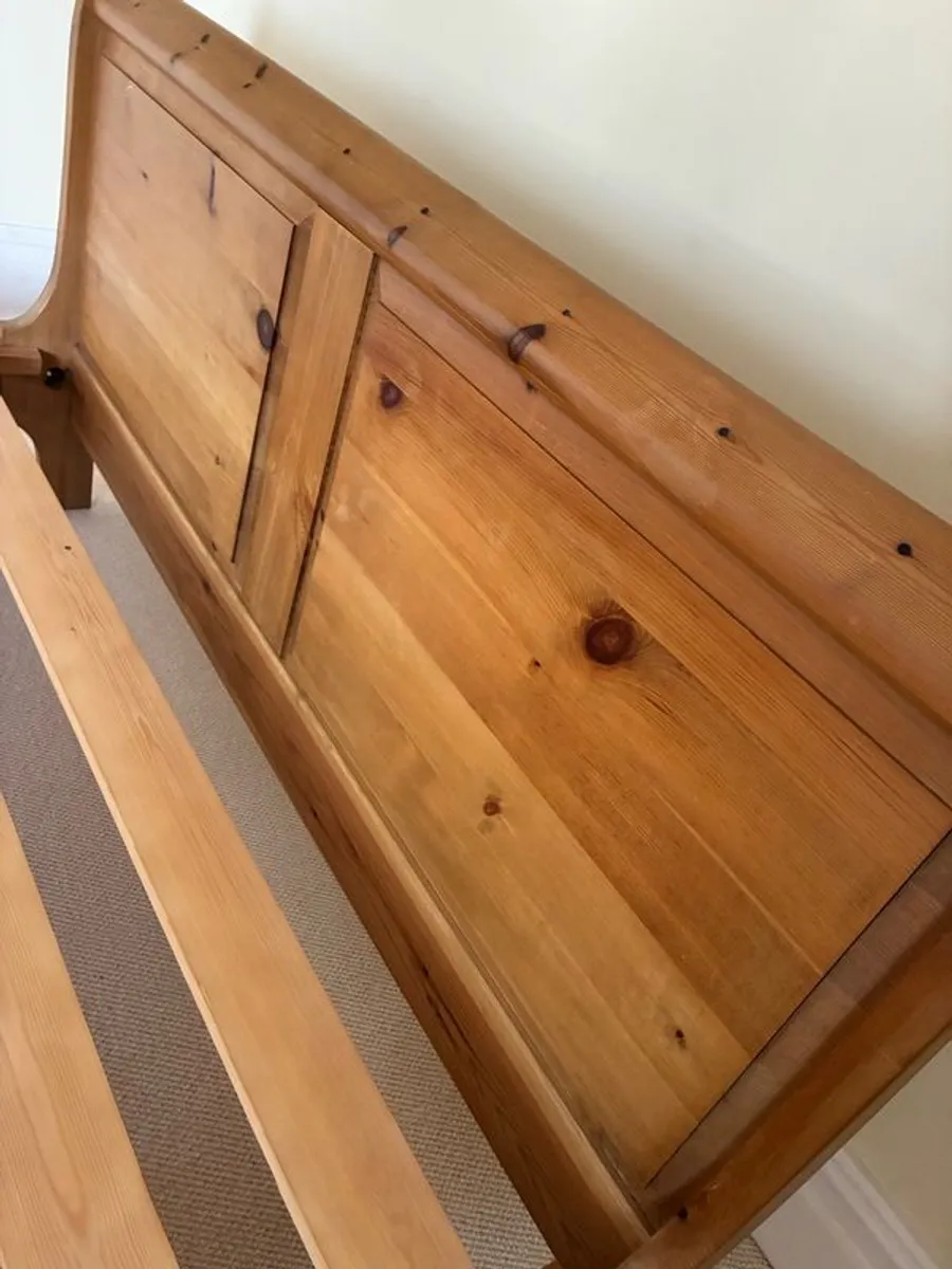5Ft Solid waxed Pine Sleigh Bed - Image 4