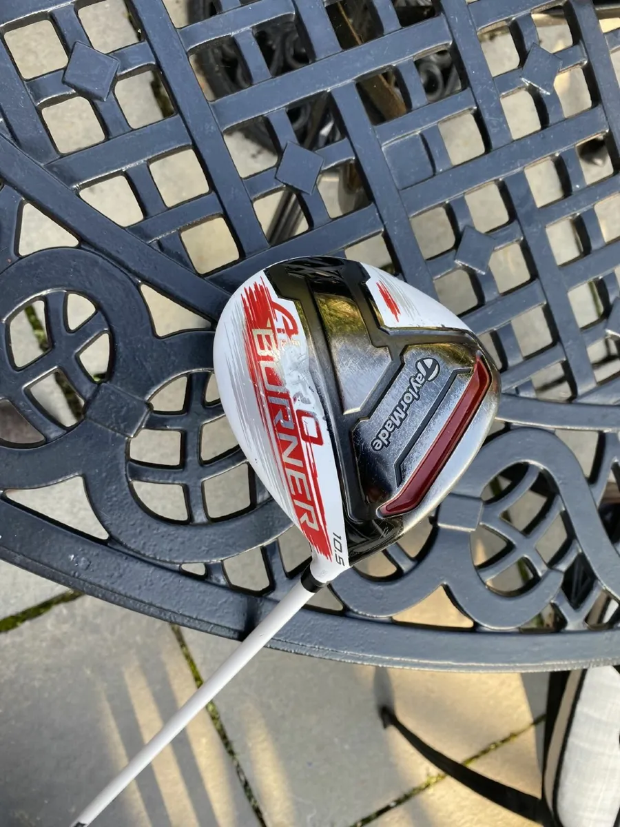 Aero Burner Taylormade driver 10.5 - Image 2