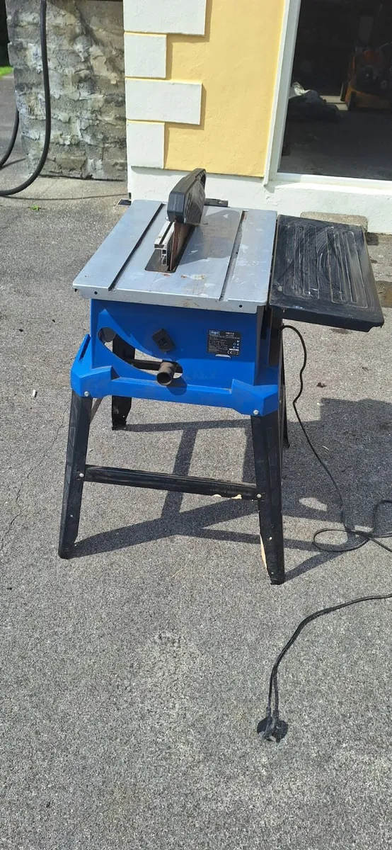 Table saw - Image 1