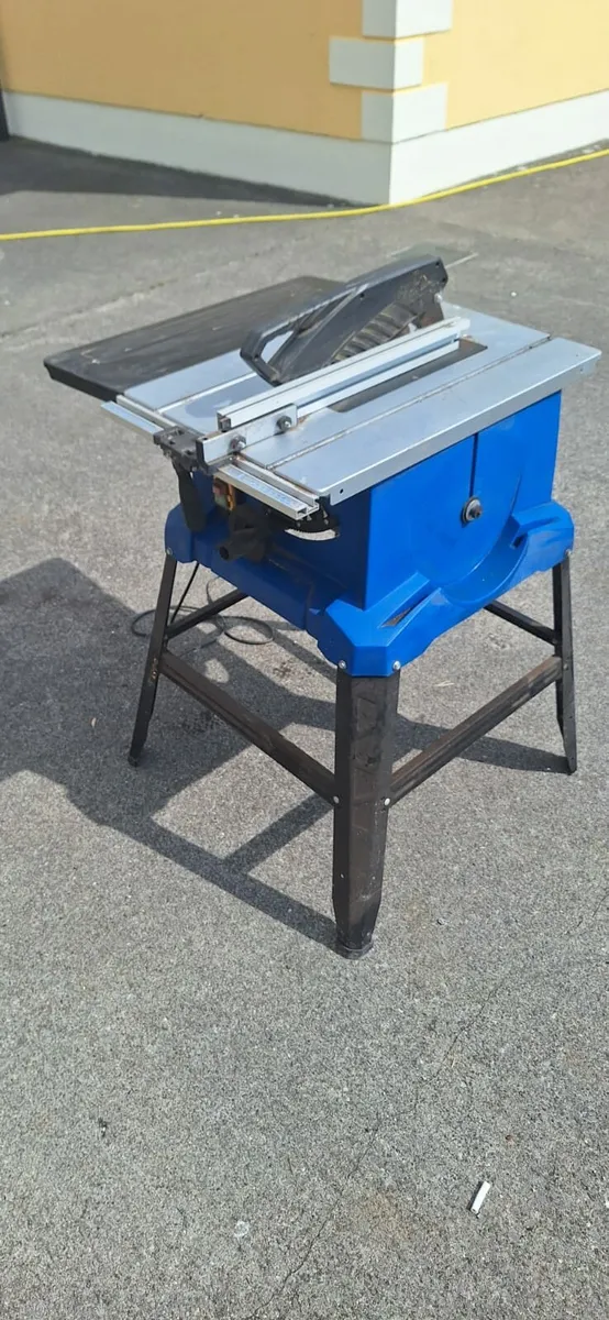 Table saw - Image 2
