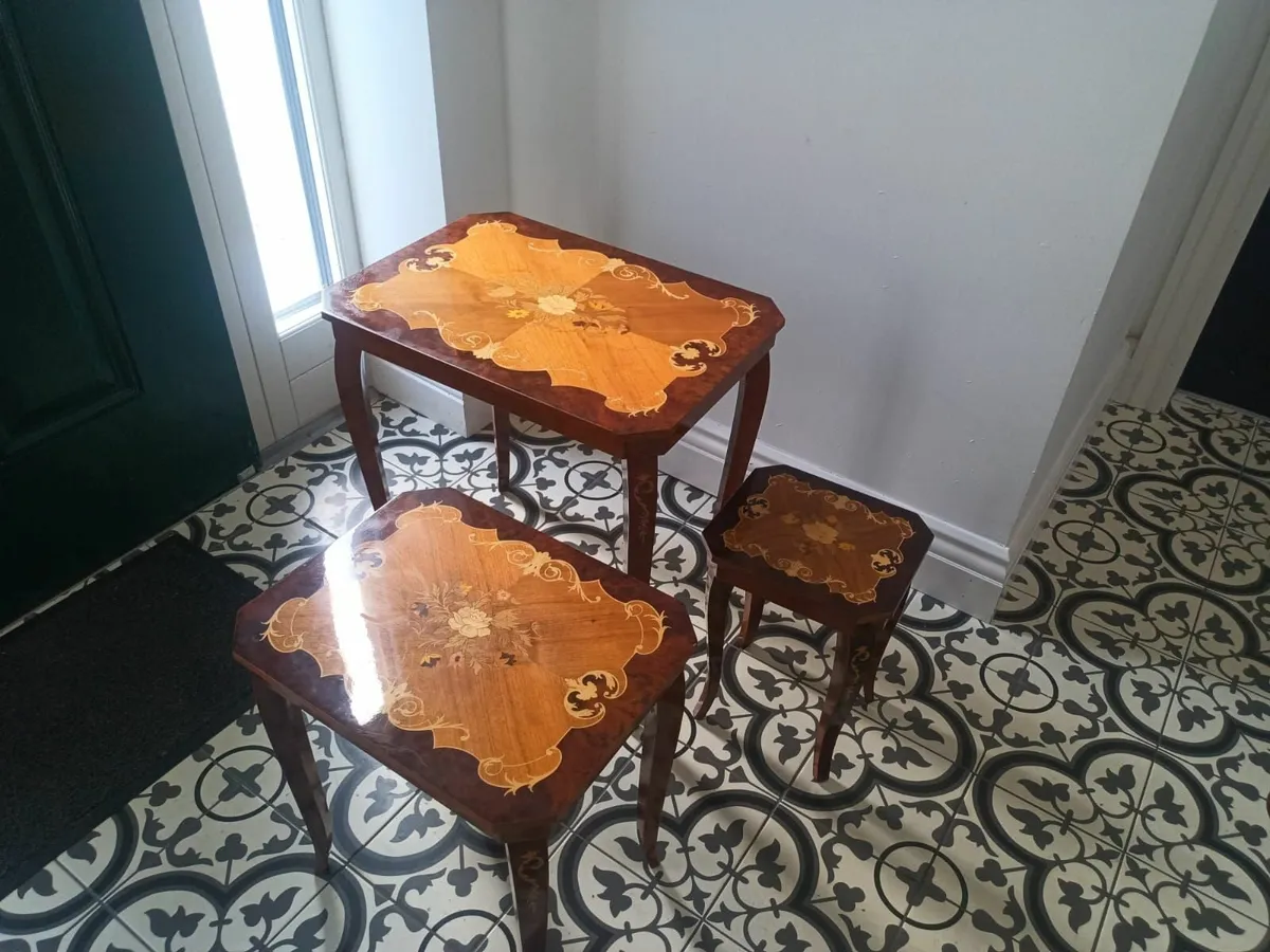 Elegant Vintage Nesting Tables with Inlaid Design - Image 2