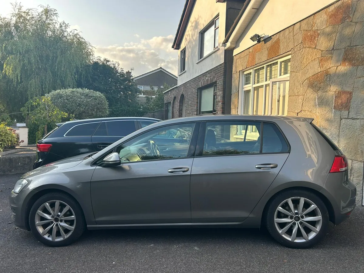 Volkswagen Golf - Image 2